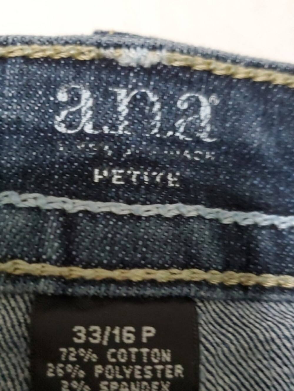 A.N.A. Petite Y2K Dark Wash Embroidered Flapped Buttoned Pocket Capri Jeans 16P